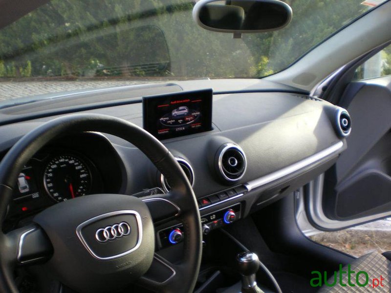 2013' Audi 1.6 TDi Advance photo #3