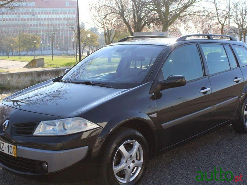 2008' Renault Megane Break photo #4