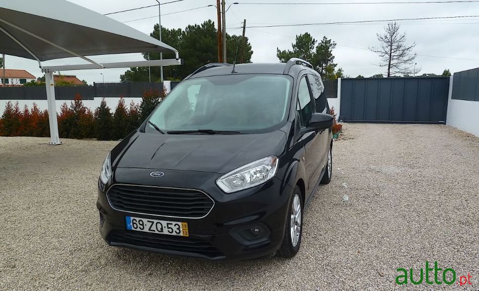 2019' Ford Tourneo Courier photo #3