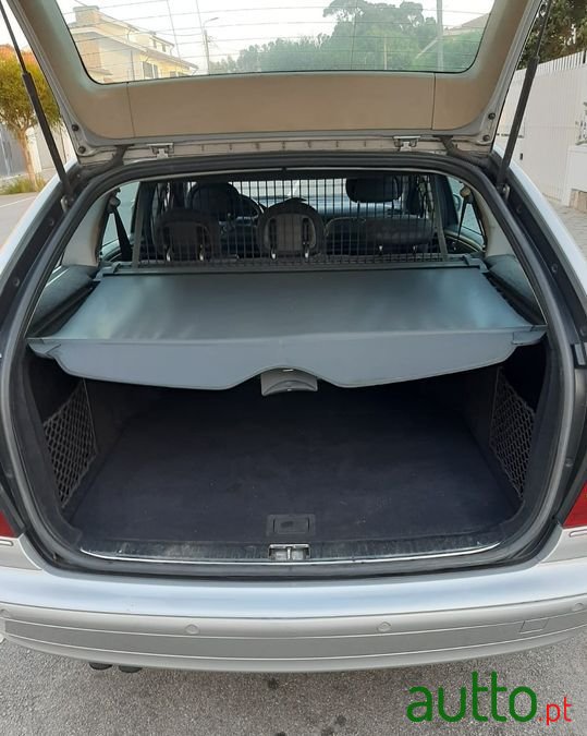 2004' Mercedes-Benz C-270 photo #4