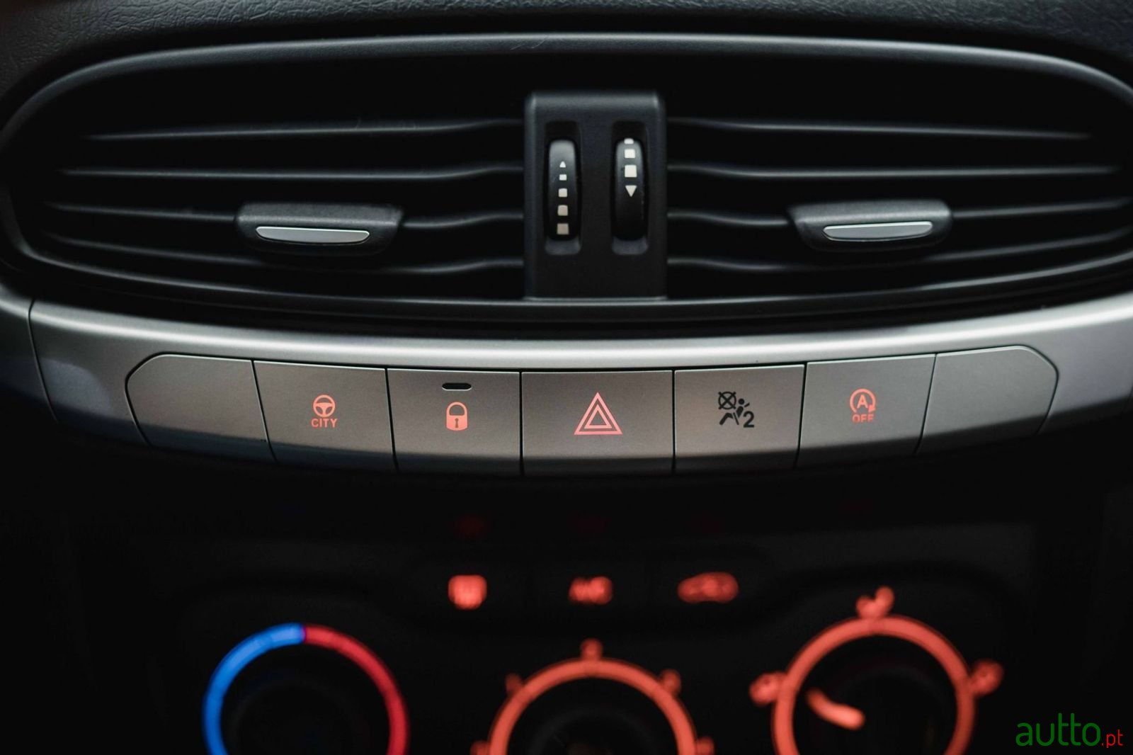 2019' Fiat Tipo photo #6