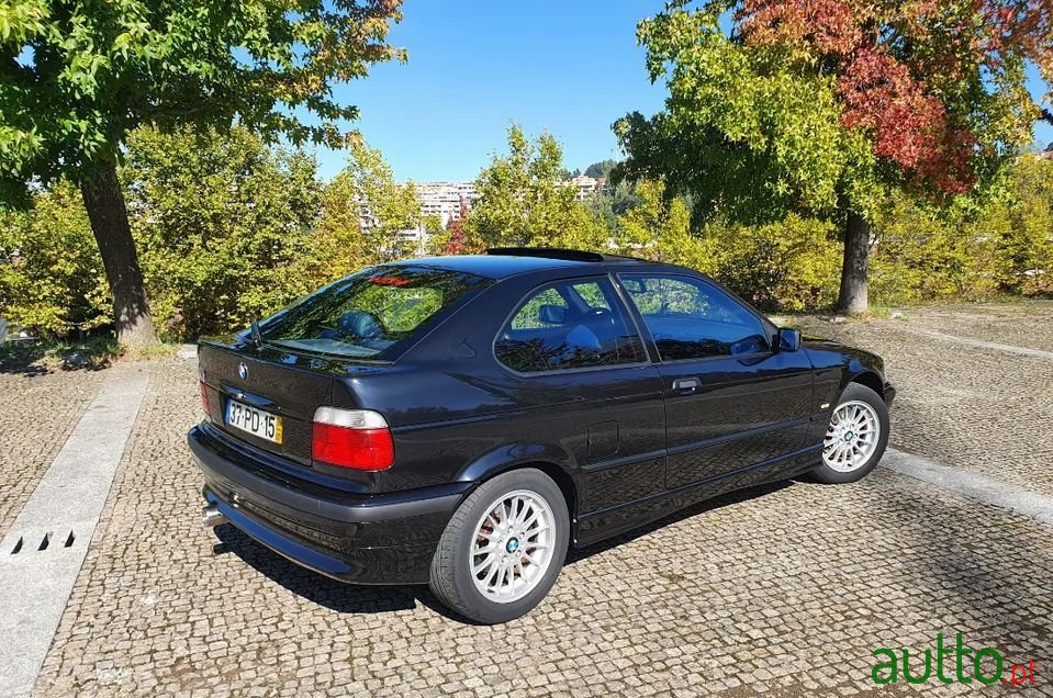 1998' BMW 318 photo #2