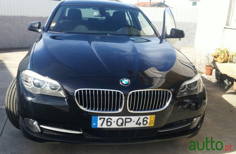 2011' BMW 520 dA photo #1