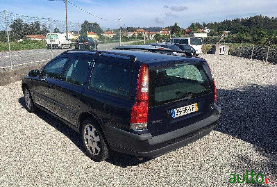 2003' Volvo V70 2.4 D5 photo #2