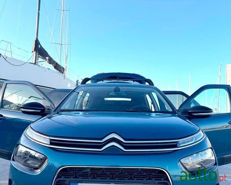 2019' Citroen C4 Cactus 1.5 Bluehdi Shine photo #3