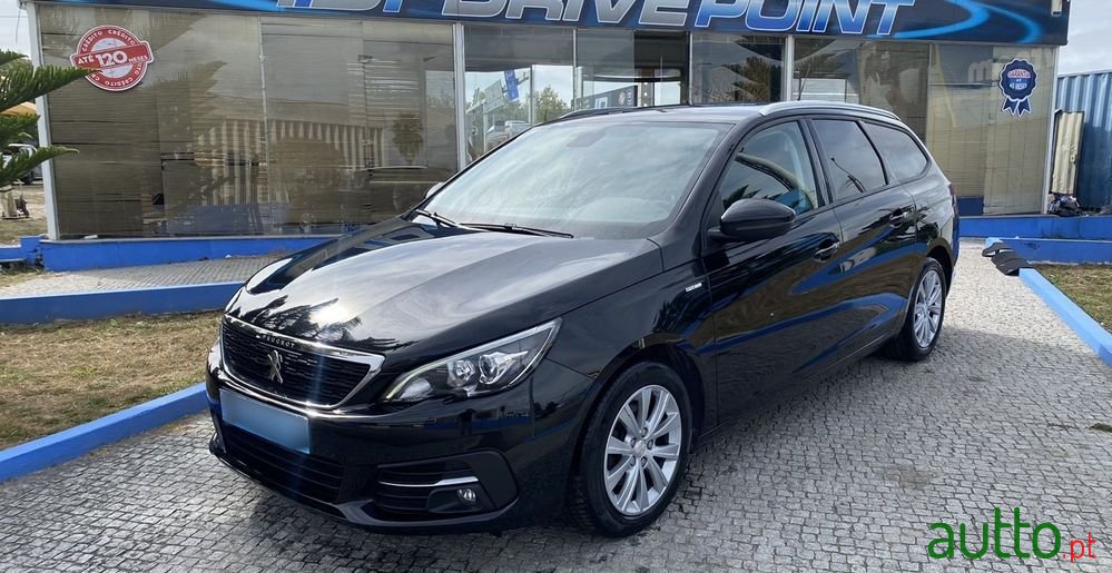 2019' Peugeot 308 Sw photo #2