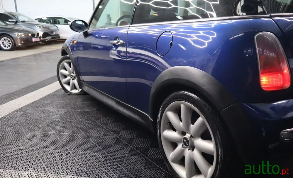2003' MINI One D 3 Portas photo #6