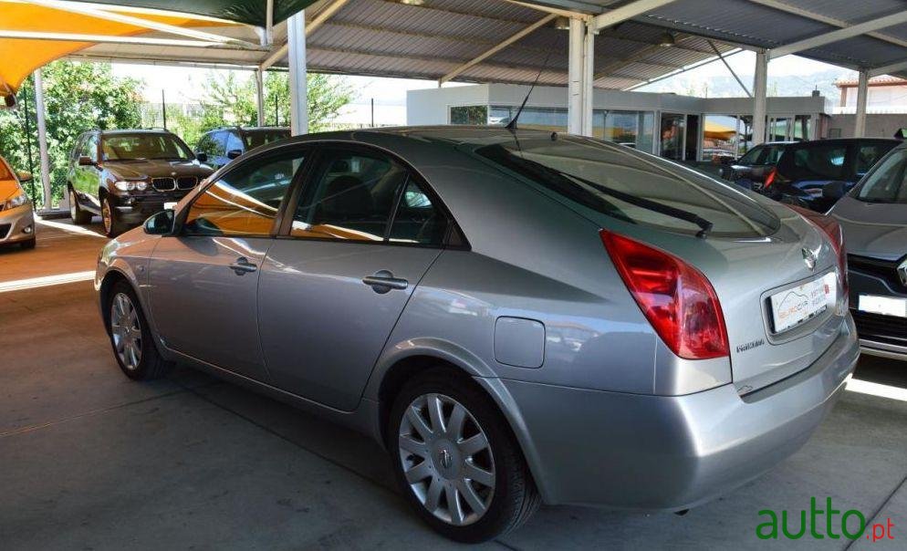 2002' Nissan Primera photo #1