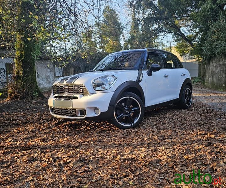 2011' MINI Countryman photo #7