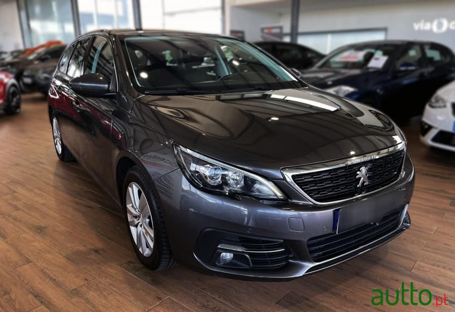 2018' Peugeot 308 Sw photo #3