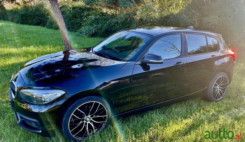 2017' BMW Série 1 D Efficientdynamics photo #4
