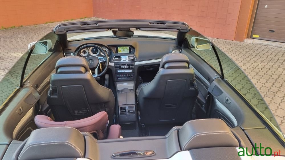 2013' Mercedes-Benz E 250 photo #3