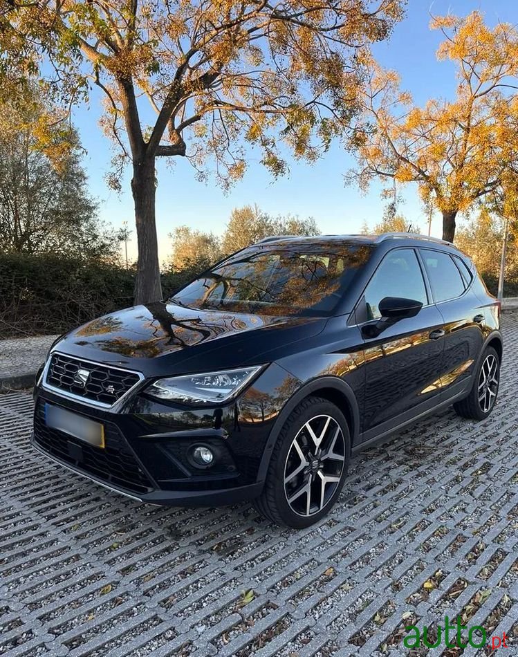 2018' SEAT Arona 1.6 Tdi Fr photo #1