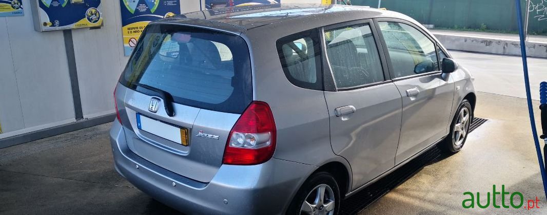 2008' Honda Jazz photo #2