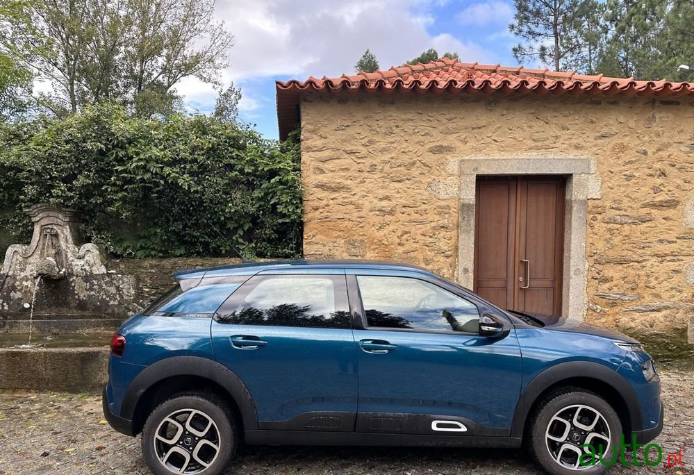 2019' Citroen C4 Cactus photo #5