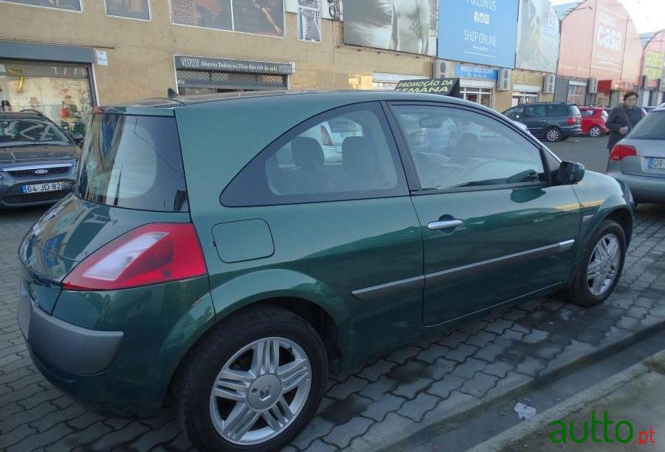2003' Renault Megane 1.4 Luxe Dynamique photo #2