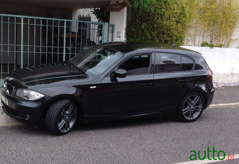 2011' BMW 120 D Nacional M Edition photo #3