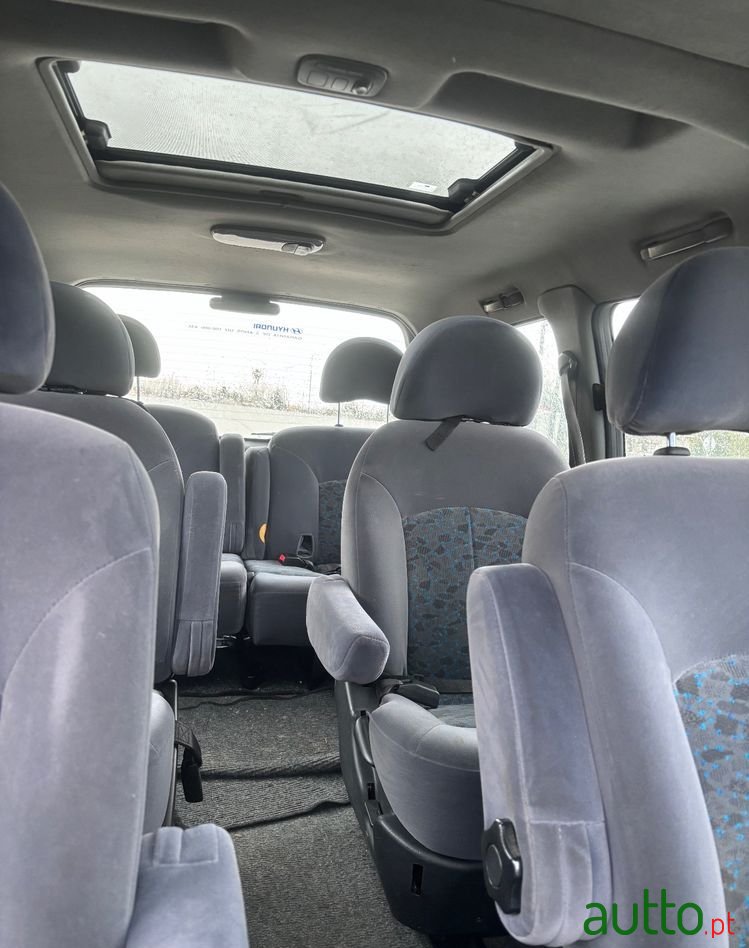 1998' Hyundai H-1 Starex photo #5