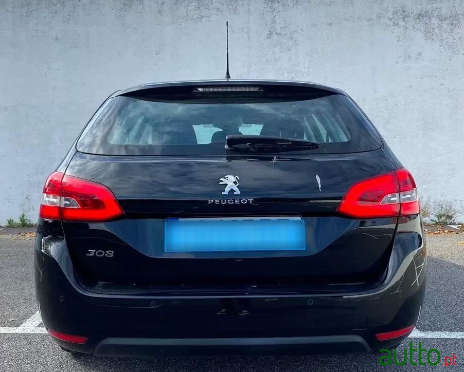 2021' Peugeot 308 Sw photo #4