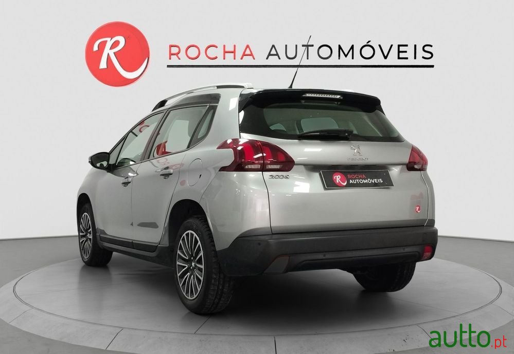 2017' Peugeot 2008 photo #5