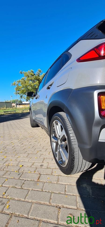 2018' Hyundai Kauai 1.0 T-Gdi Premium photo #3