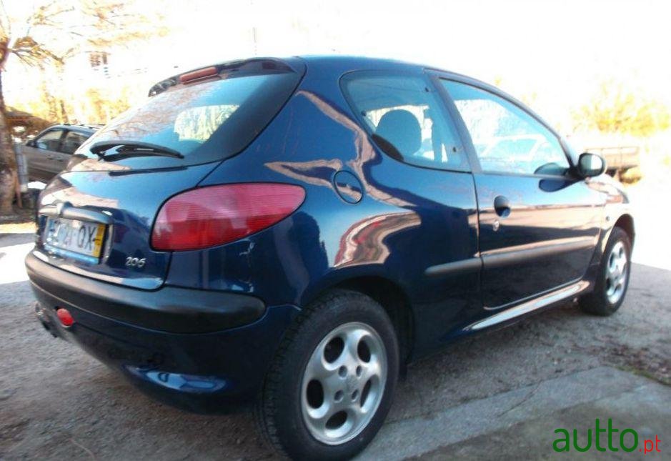 2000' Peugeot 206 1.1 Xr photo #1