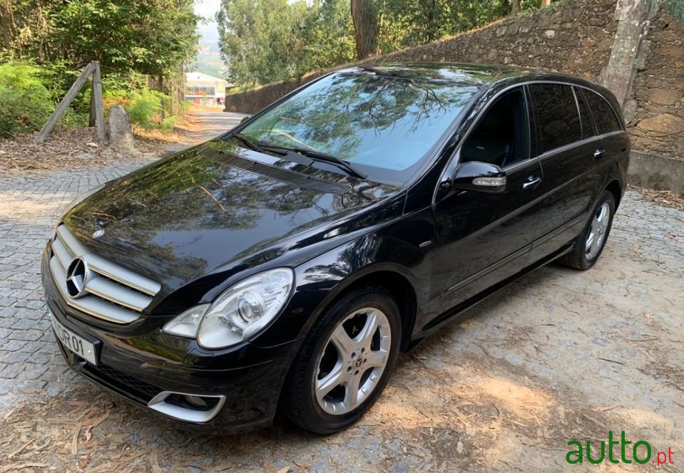 2007' Mercedes-Benz R-320 photo #5