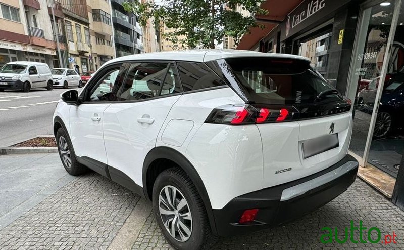 2020' Peugeot 2008 1.5 Bluehdi Active photo #5