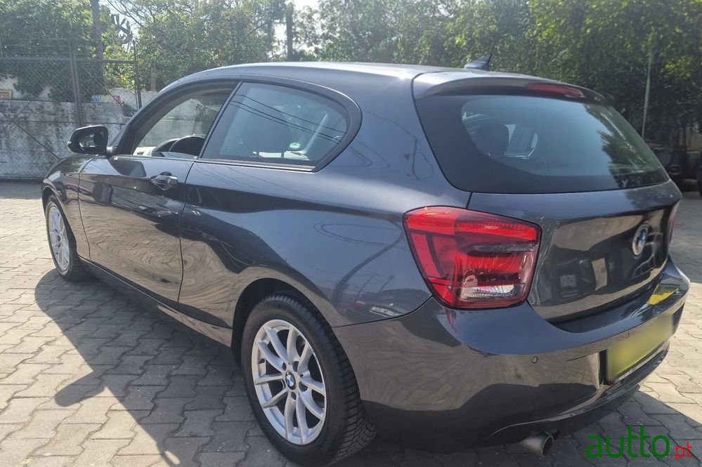 2014' BMW Série 1 D Line Sport photo #5