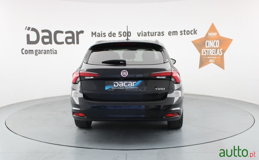 2018' Fiat Tipo Station Wagon photo #5