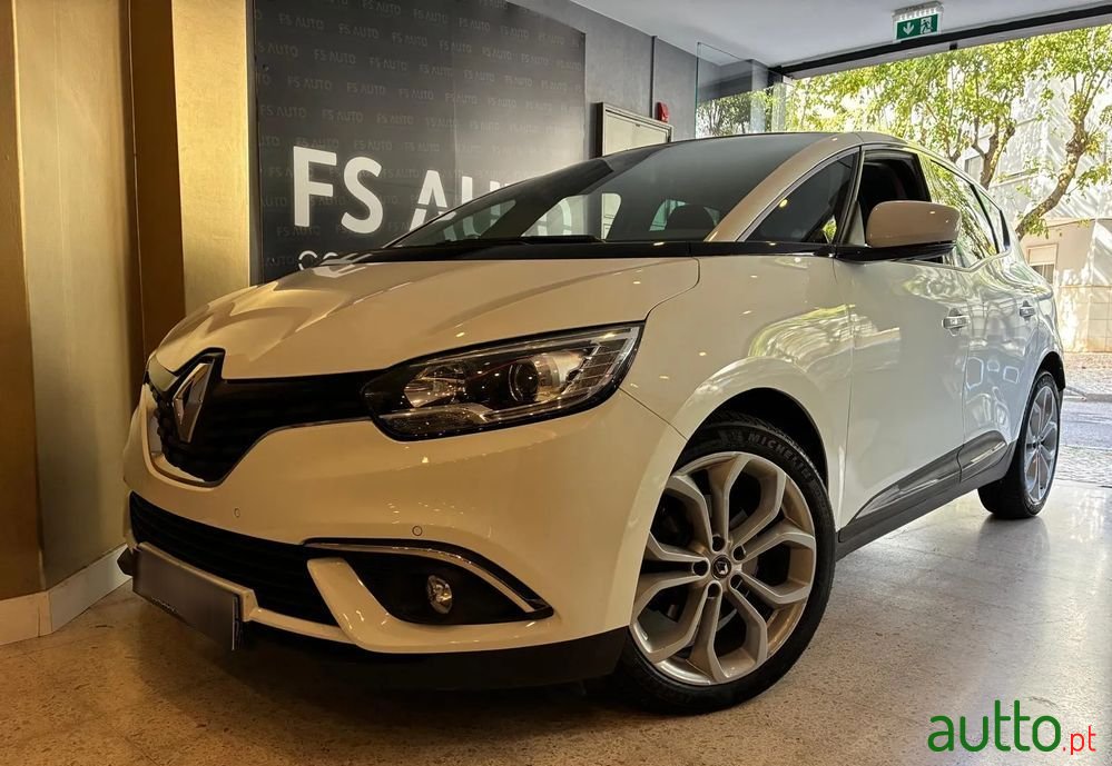 2019' Renault Scenic photo #3