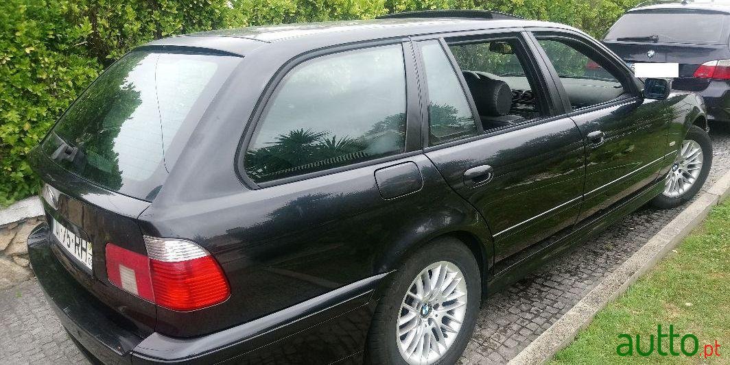2001' BMW 520 520 D  Touring Sport photo #4