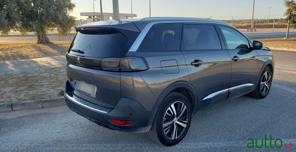2021' Peugeot 5008 photo #4