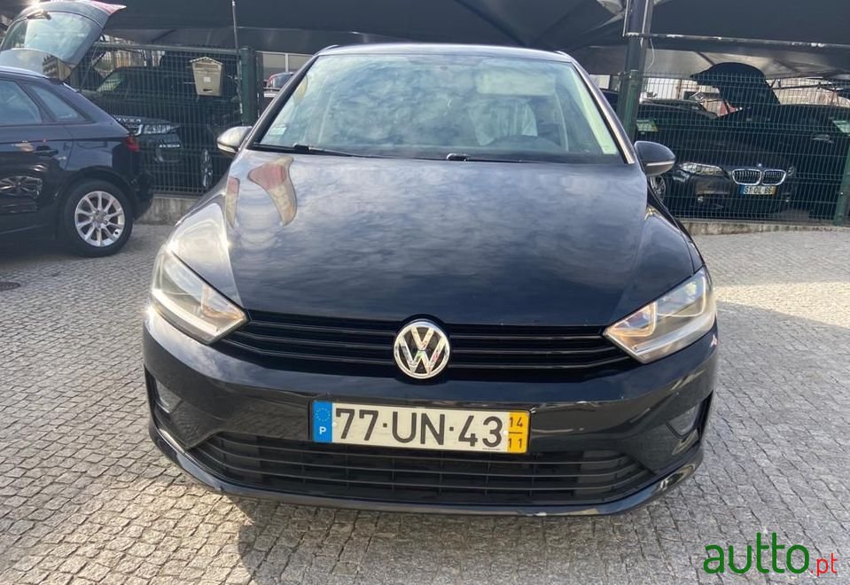 2014' Volkswagen Golf Sportsvan photo #2