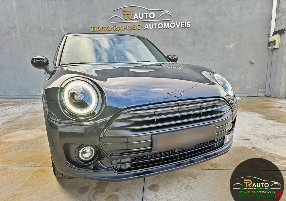 2023' MINI Clubman Cooper D photo #3