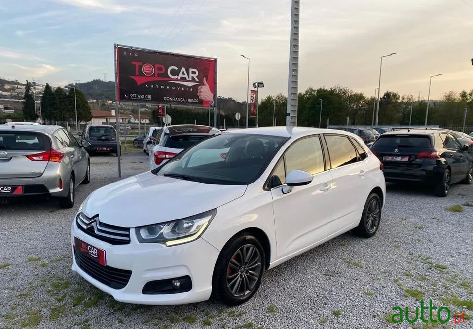 2015' Citroen C4 photo #1