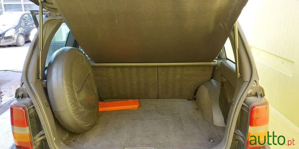 1997' Jeep Grand Cherokee 2.5 Td Laredo photo #2