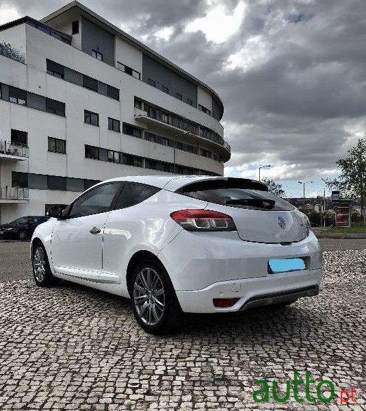 2011' Renault Megane-Coupe Gt-Line photo #2