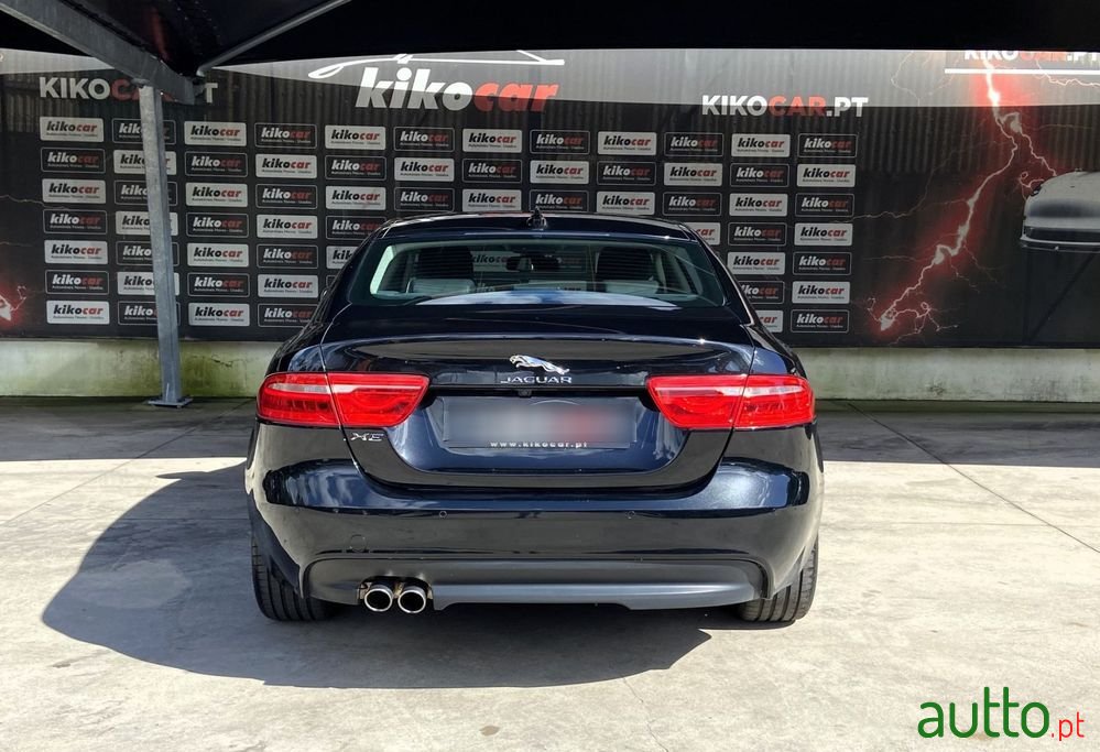 2016' Jaguar XE 20D Aut. Prestige photo #6