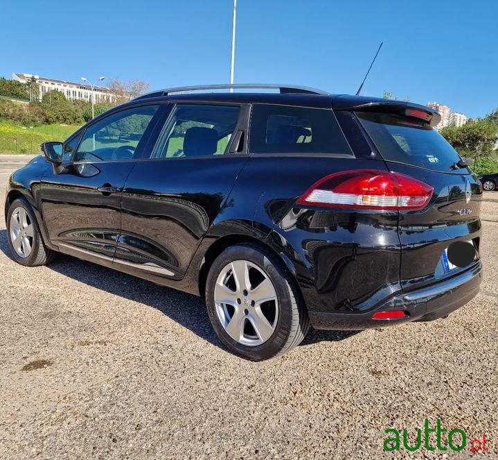 2015' Renault Clio photo #3