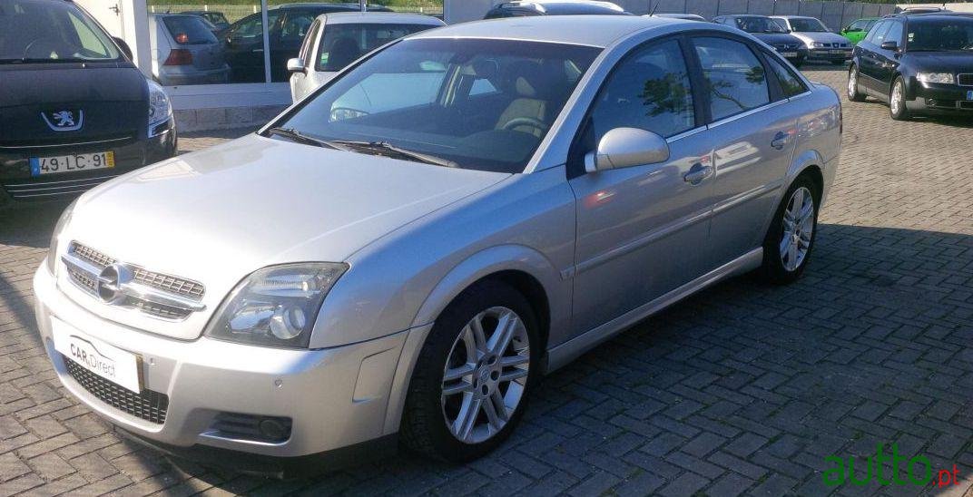 2003' Opel Vectra Gts 2.2 Dti photo #1