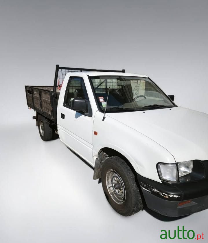2000' Opel Campo photo #3