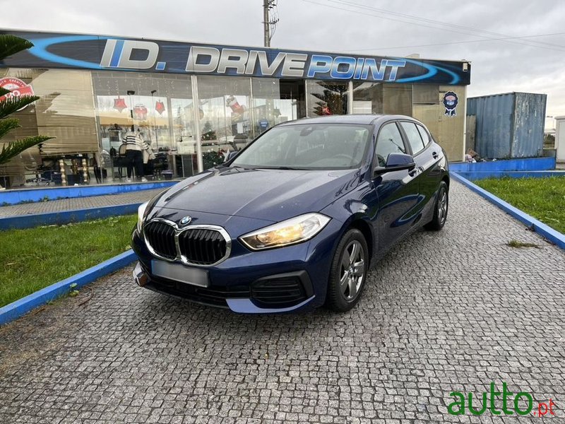 2019' BMW Série 1 D Advantage photo #2