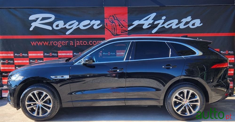 2017' Jaguar F-Pace 2.0 I4D R-Sport photo #5