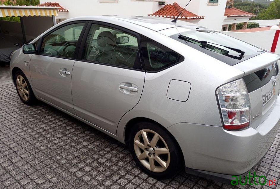 2007' Toyota Prius photo #1