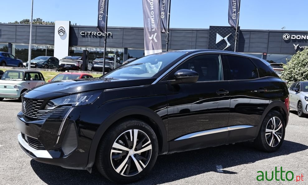 2024' Peugeot 3008 photo #1