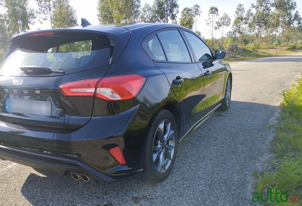 2021' Ford Focus photo #5