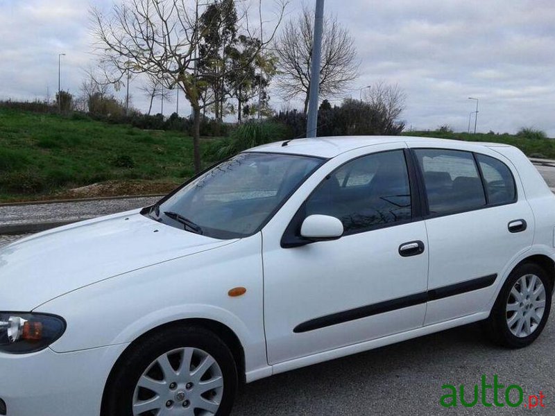 2003' Nissan Almera photo #1