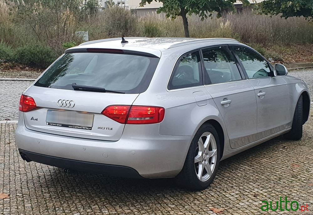 2008' Audi A4 Avant photo #2