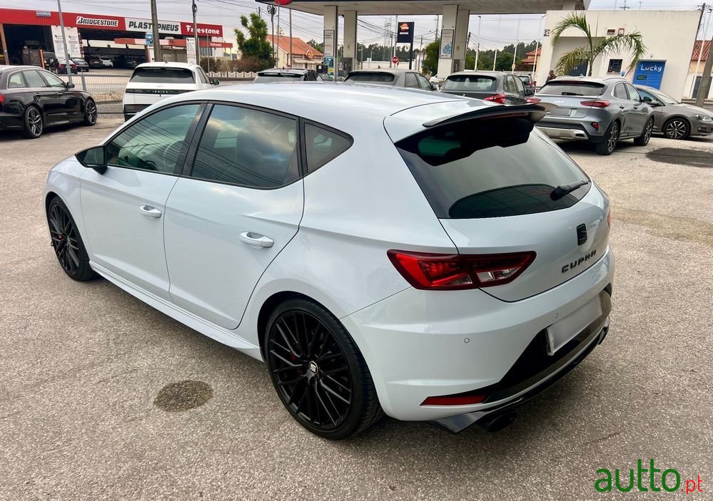 2016' SEAT Leon photo #6